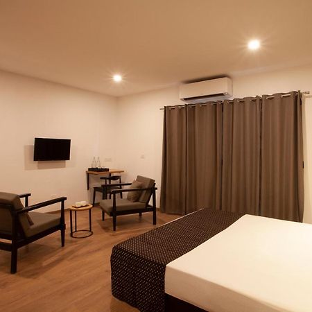 Hotel Panchvati Comforts Bangalore Exterior foto